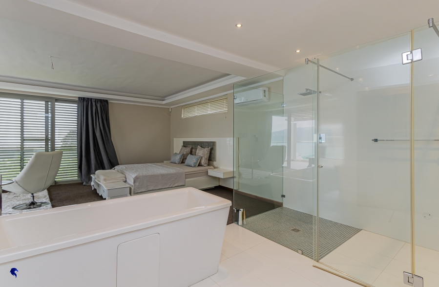 6 Bedroom Property for Sale in Myburgh Park Western Cape